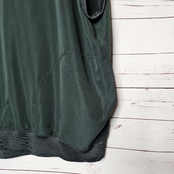 Chase Edward Green Golf Vest - Picture 7 of 10